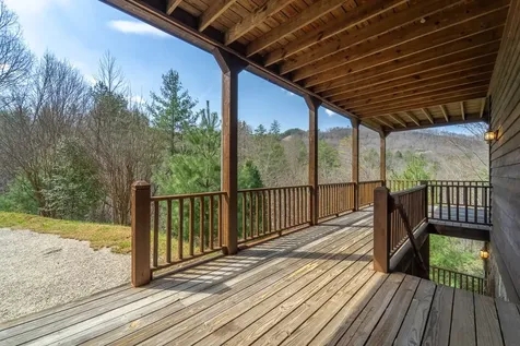 750 Double Springs Drive Almond NC 28702