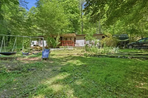 251 Robinson Lane Hayesville NC 28904