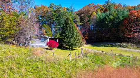 173&130 Edwards Cove Road Bryson City NC 28713