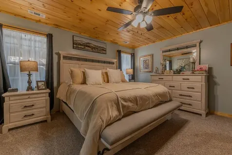 190 Galloway Drive Hayesville NC 28904