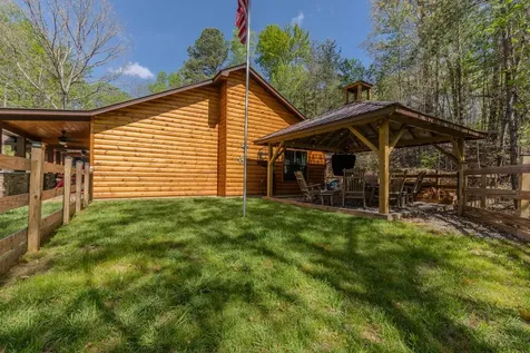 190 Galloway Drive Hayesville NC 28904