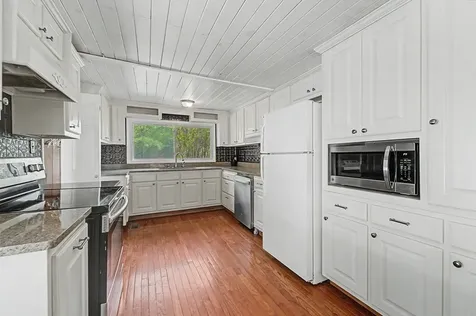 1303 Atoah Road Robbinsville NC 28771