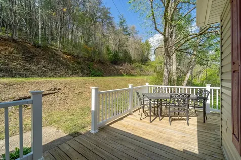 1303 Atoah Road Robbinsville NC 28771