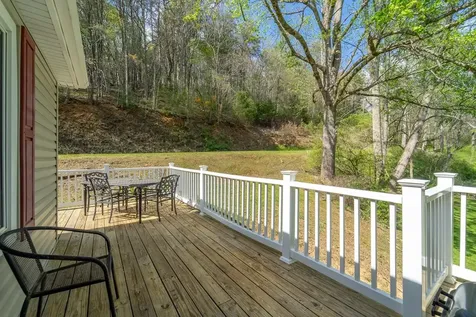 1303 Atoah Road Robbinsville NC 28771