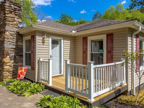 1303 Atoah Road Robbinsville NC 28771