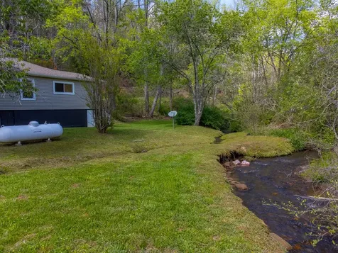 1303 Atoah Road Robbinsville NC 28771