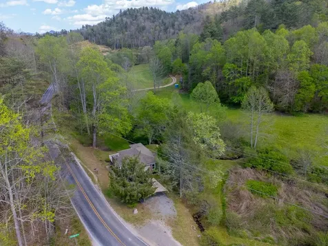1303 Atoah Road Robbinsville NC 28771