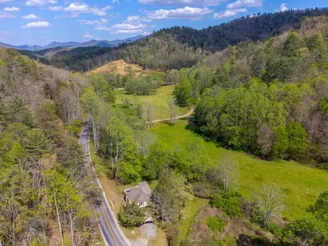 1303 Atoah Road Robbinsville NC 28771
