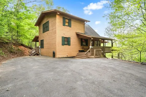 176 New Castle Road Murphy NC 28906