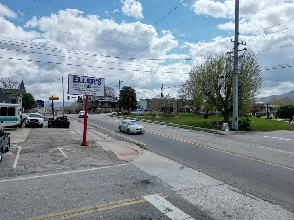 46 N Main Street Hiawassee GA 30546
