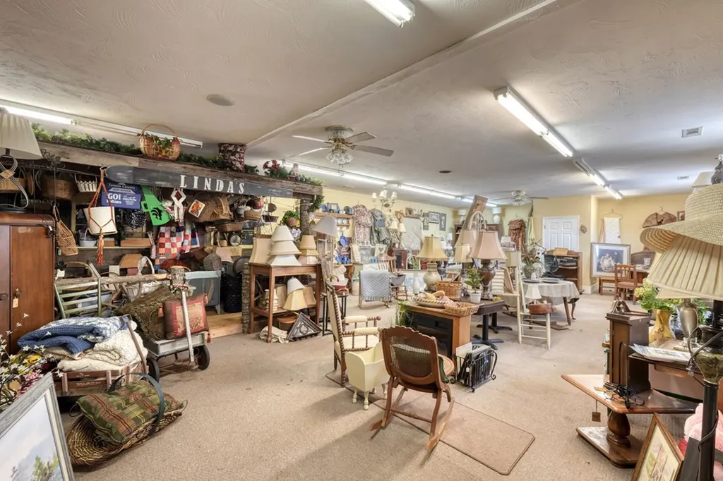 46 N Main Street Hiawassee GA 30546
