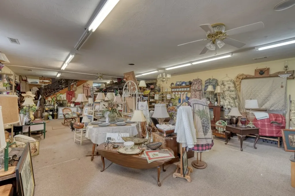 46 N Main Street Hiawassee GA 30546