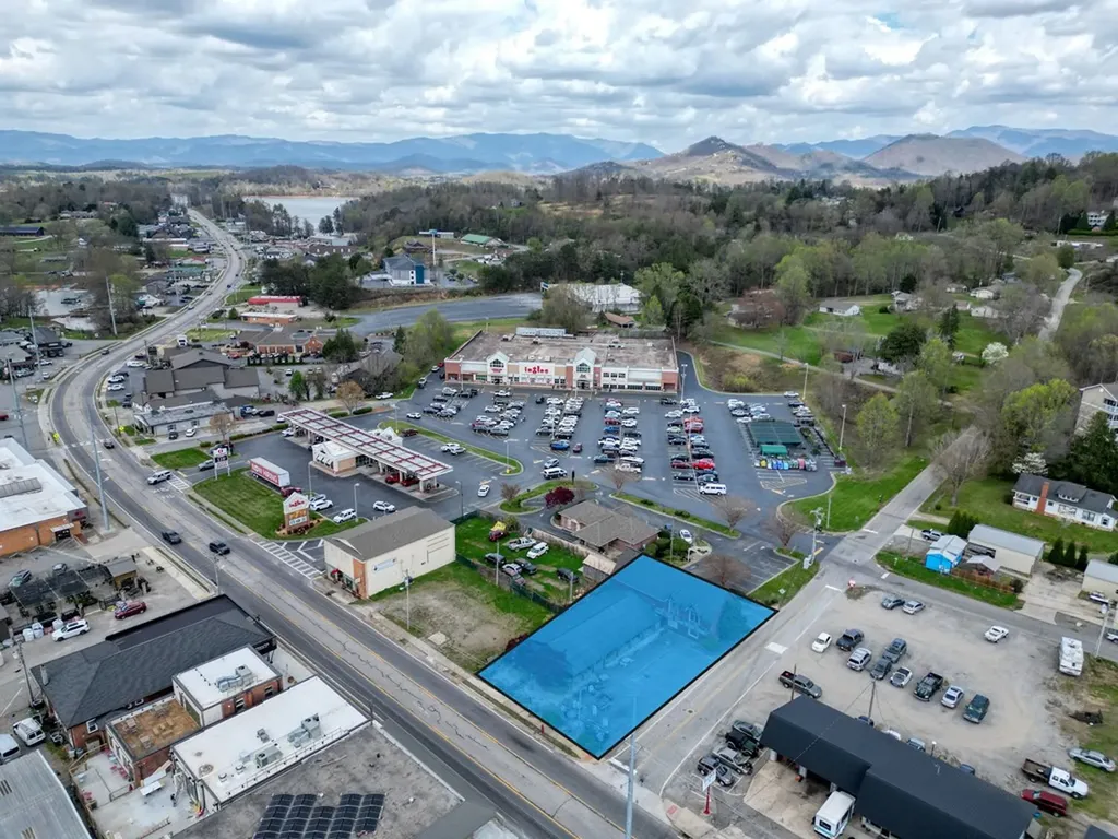 46 N Main Street Hiawassee GA 30546
