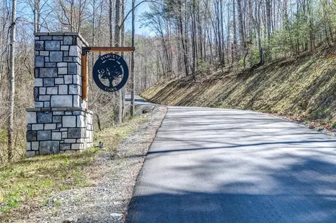 73 Oak Branch Drive Murphy NC 28906