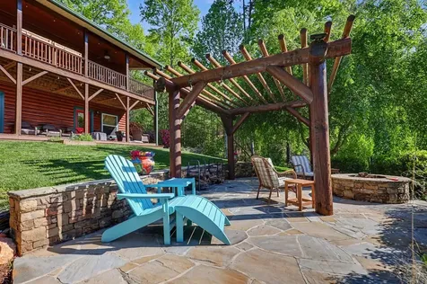 71 Leisure Time Lane Murphy NC 28906