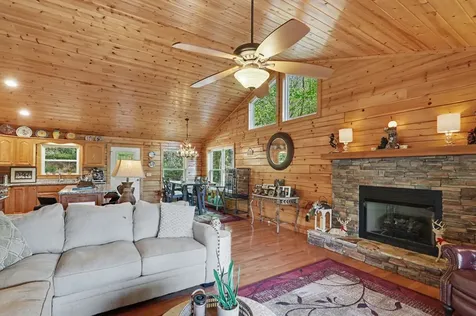 71 Leisure Time Lane Murphy NC 28906