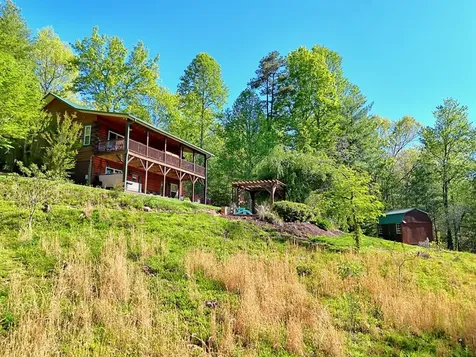 71 Leisure Time Lane Murphy NC 28906