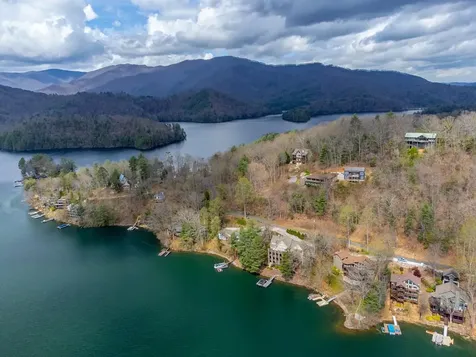 73 Cherokee Lane Robbinsville NC 28771