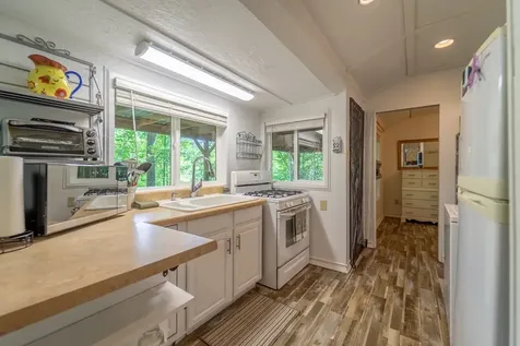 283 Briggs Cove Road Robbinsville NC 28771