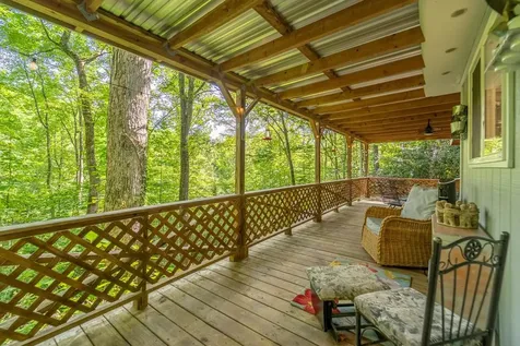 283 Briggs Cove Road Robbinsville NC 28771