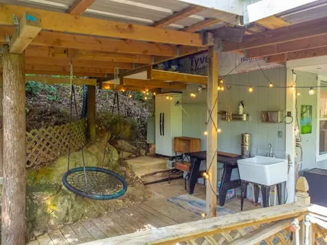 283 Briggs Cove Road Robbinsville NC 28771