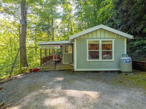 283 Briggs Cove Road Robbinsville NC 28771