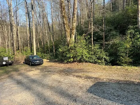283 Briggs Cove Road Robbinsville NC 28771