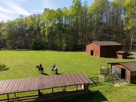 Brasstown NC 28902