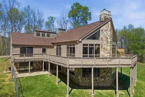 Brasstown NC 28902