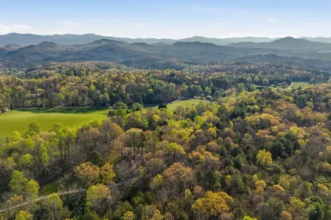 Brasstown NC 28902