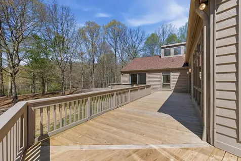 Brasstown NC 28902