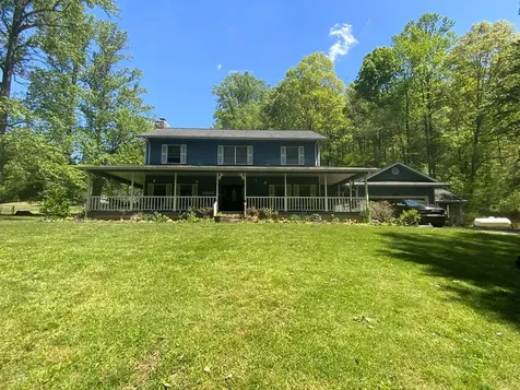 136 Gibson Road Andrews NC 28901