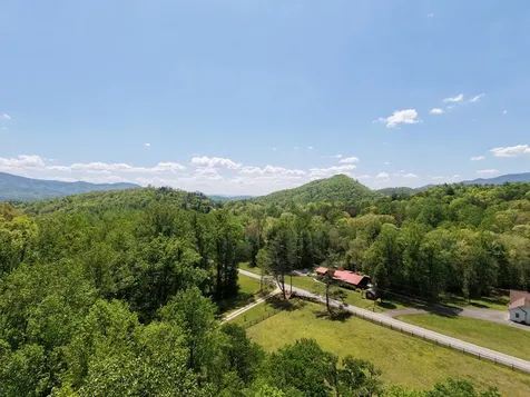 136 Gibson Road Andrews NC 28901