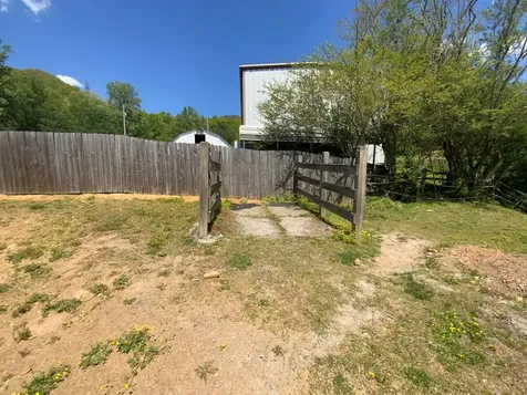 136 Gibson Road Andrews NC 28901