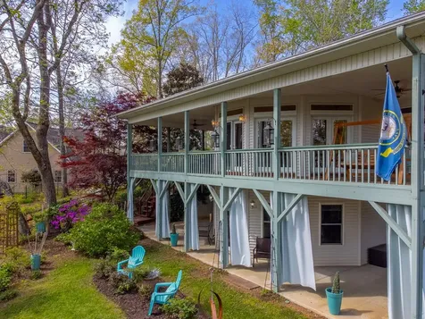 218 Lakeshore Drive Hayesville NC 28904