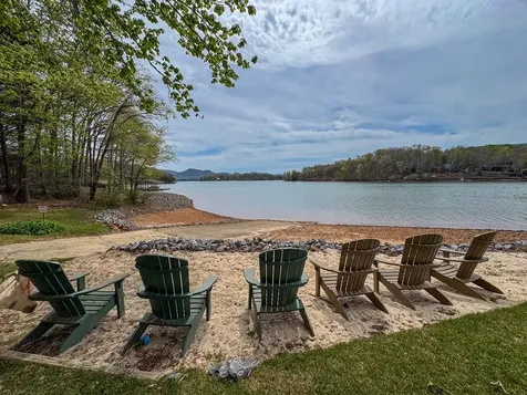 218 Lakeshore Drive Hayesville NC 28904