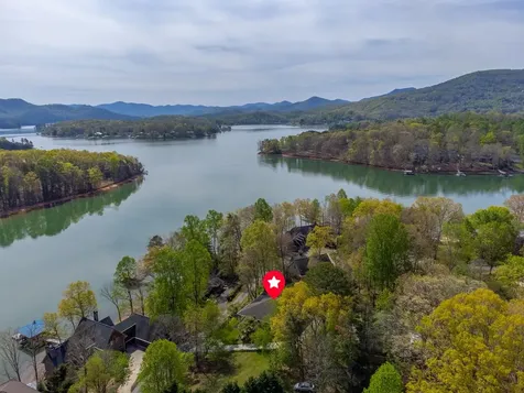 218 Lakeshore Drive Hayesville NC 28904