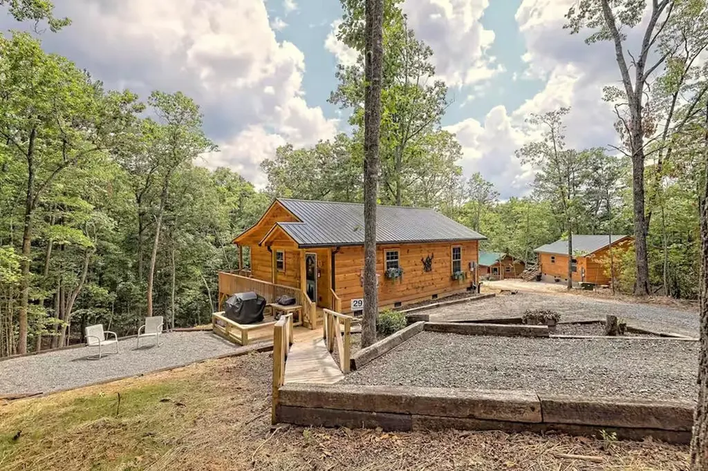 29 Carrolls Ridge Murphy NC 28906