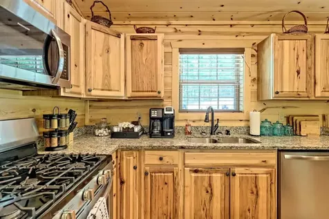 29 Carrolls Ridge Murphy NC 28906