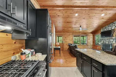 8 Stoney Brook Trail Hayesville NC 28904