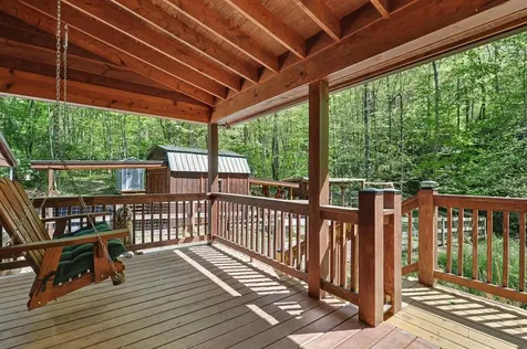8 Stoney Brook Trail Hayesville NC 28904