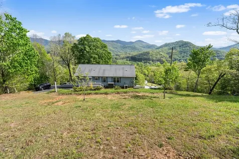 619 Pounding Mill Loop Hayesville NC 28904