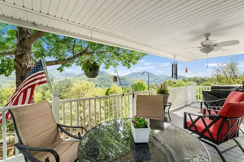 619 Pounding Mill Loop Hayesville NC 28904