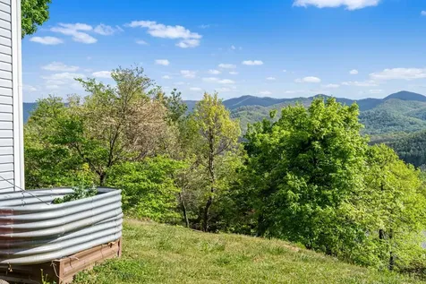 619 Pounding Mill Loop Hayesville NC 28904
