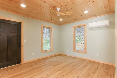 153 Betty Sue Deyton Road Robbinsville NC 28771