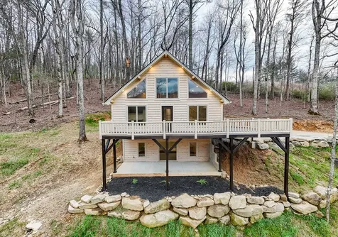 153 Betty Sue Deyton Road Robbinsville NC 28771