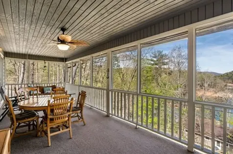 1227 Village Road Murphy NC 28906