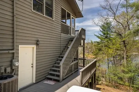 1227 Village Road Murphy NC 28906