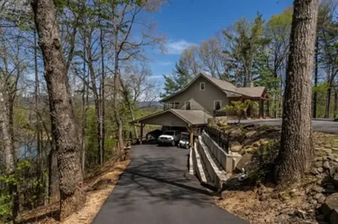 1227 Village Road Murphy NC 28906