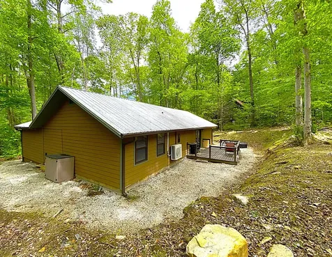 2052 Granny Squirrel Drive Andrews NC 28901